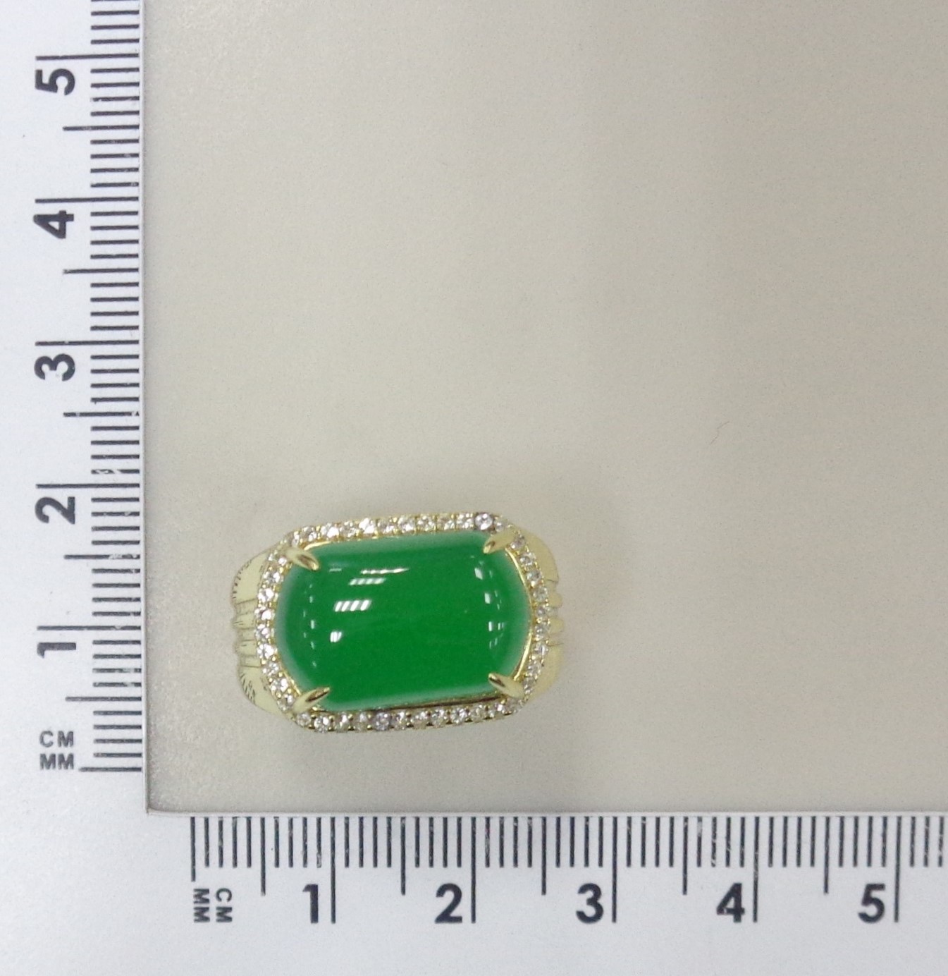 Серебряное кольцо с халцедоном